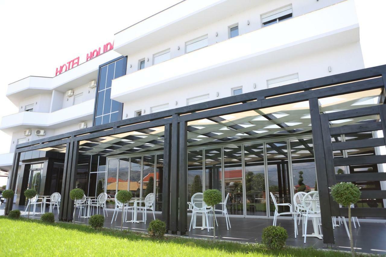 Hotel Holiday Koplik Zewnętrze zdjęcie